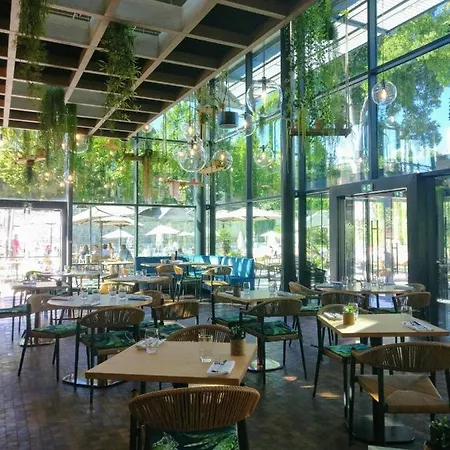 Aquabella & Hotel 4*