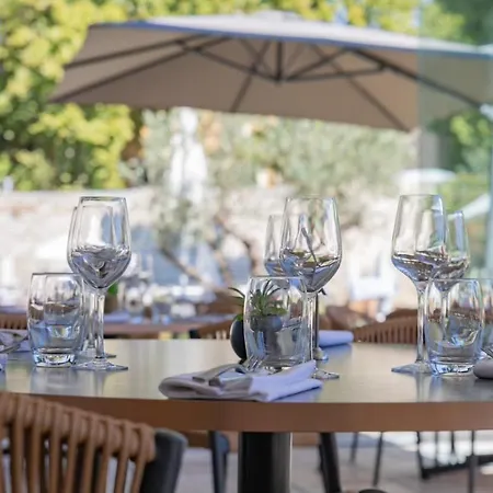 Aquabella & Hotel Aix-en-Provence